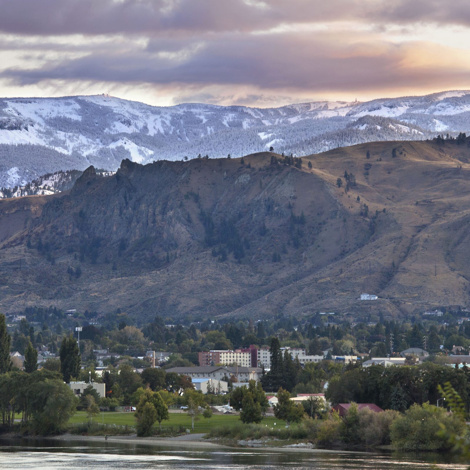 Photo of Wenatchee landscape and Mission Ridge snowy hills in the background
