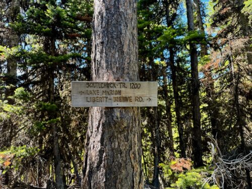 Lake Clara/Squilchuck trail Sign